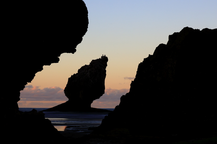 Felsen in der Bucht von Buelna