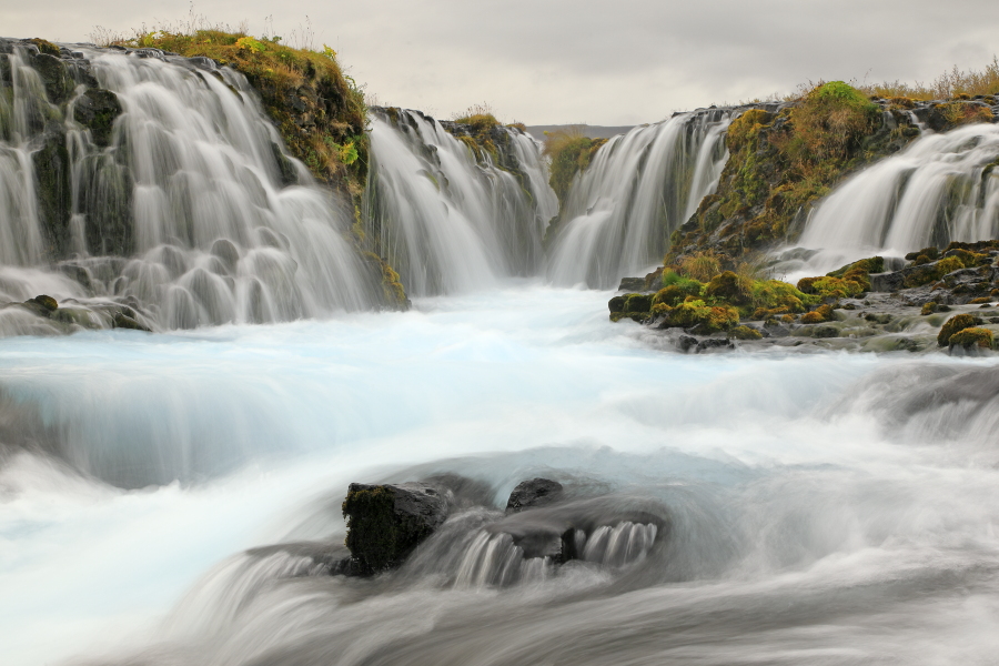 Der Bruarfoss ist ein weniger bekannter Wasserfall. Er liegt zwar mitten im 