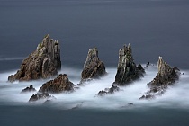 Felsen am Strand von Gueirúa (Playa de Gueirúa), Asturien, Spanien