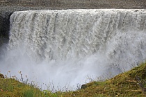 Der Dettifoss, im Norden Islands gelegen, ist der energiereichste Wasserfall Europas.
