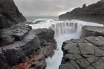 Basaltfelsen bei Puerto de la Cruz an der Nordküste von Teneriffa